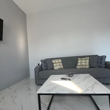 Melina Apartment Korinós